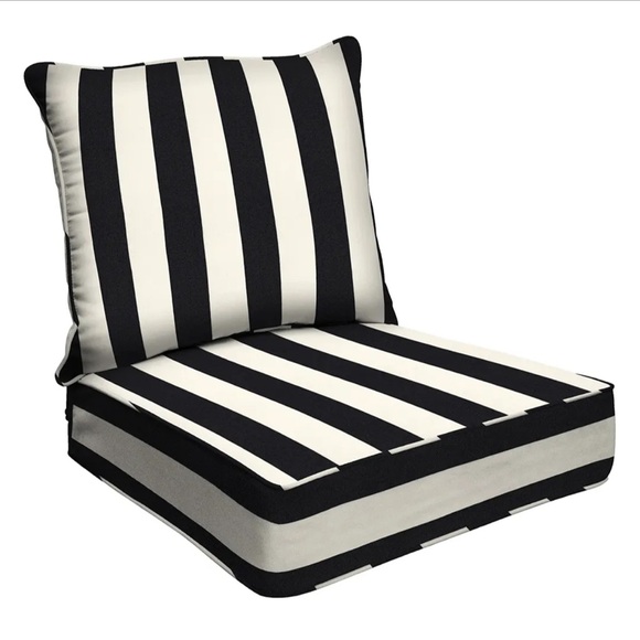 NEW Brooks Brothers Indoor Outdoor Cushions - Black and White - Picture 2 of 6